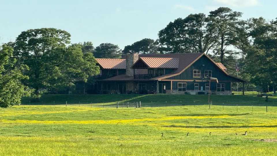 Overview of 190 acre ranch in Red River County, Texas
