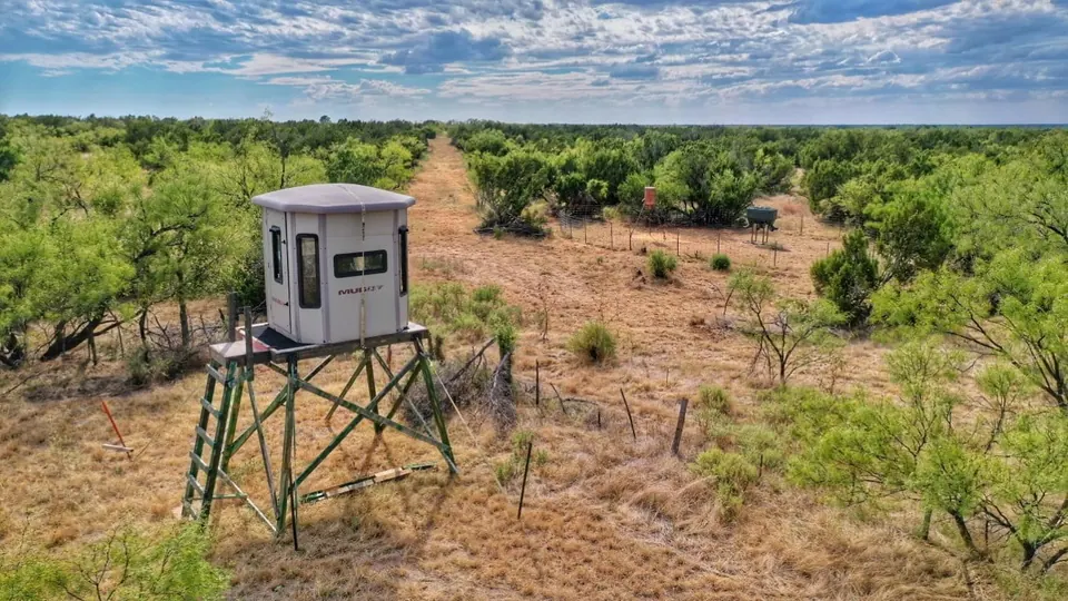 Overview of 580 acre hunting land in Knox County, Texas