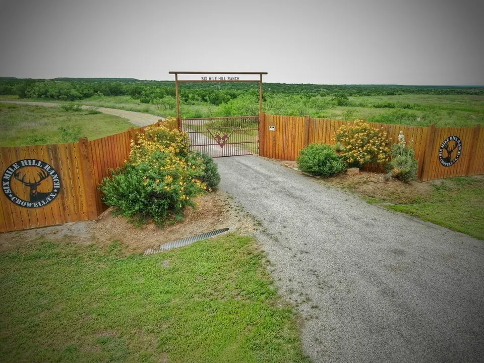 Overview of 927 acre hunting land in Foard County, Texas