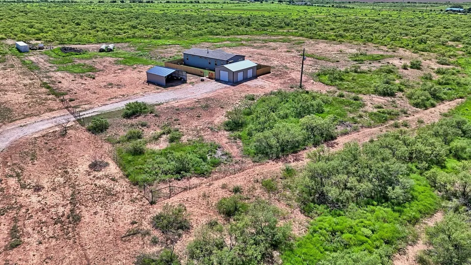 Rural Hardeman County property with a house, metal shop, a, 164 acres in Hardeman County, 164.00 acres in Hardeman County, TX