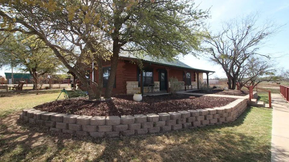 Overview of 20 acre ranch in Callahan County, Texas
