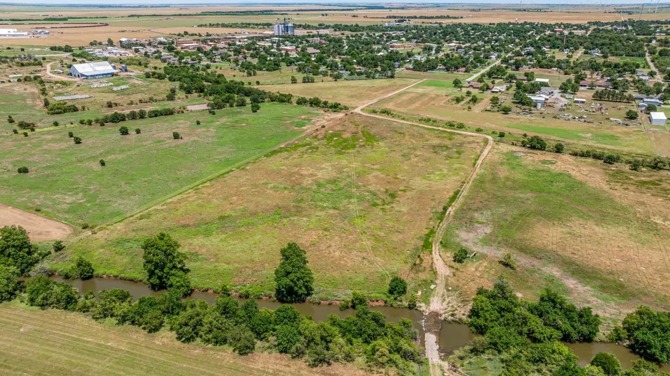 Overview of 42 acre recreational land in Hardeman County, Texas